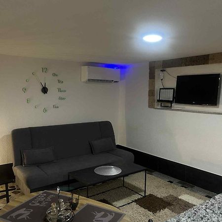 Studio Apartman Azra Kulen Vakuf Zewnętrze zdjęcie