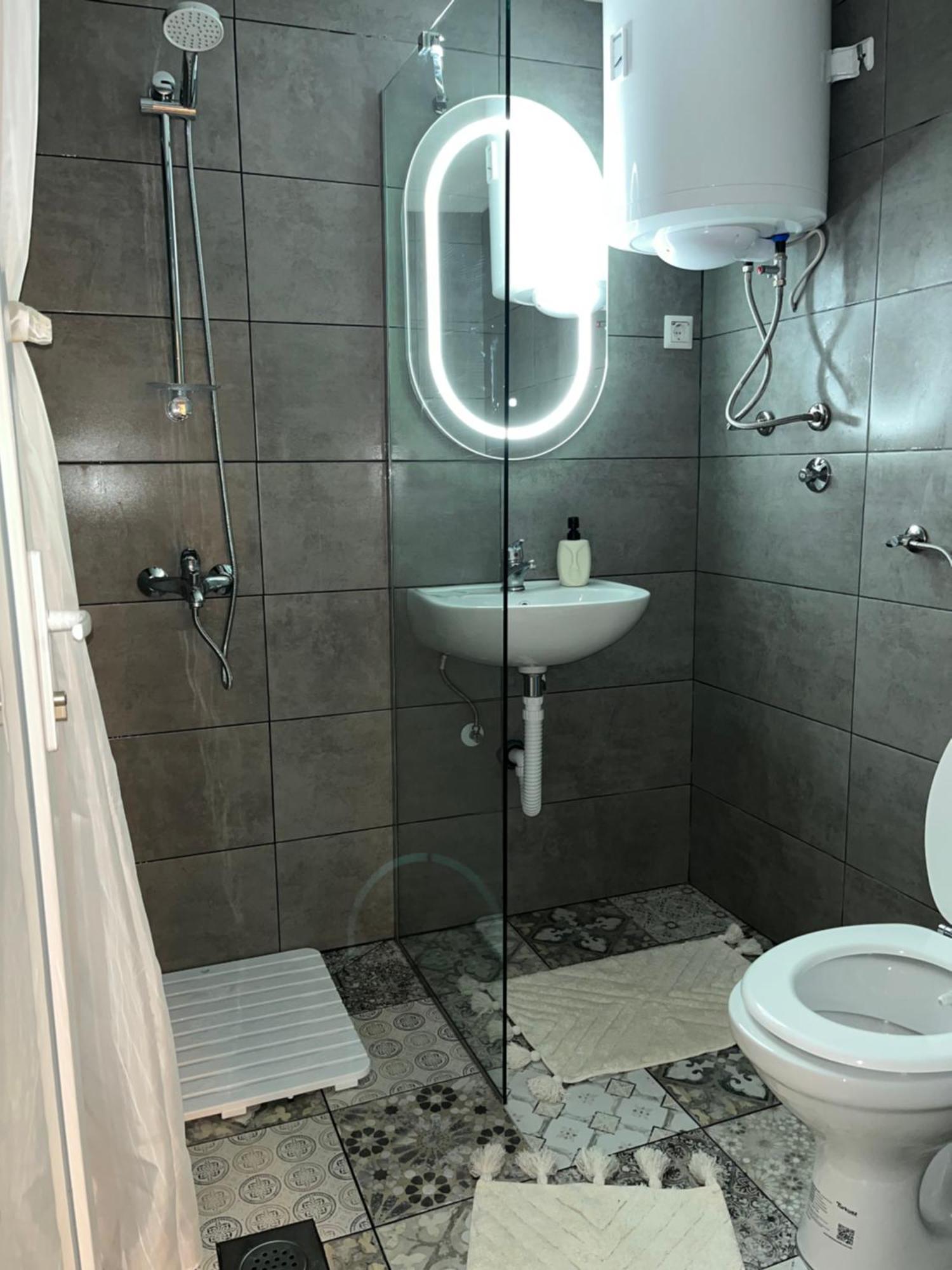 Studio Apartman Azra Kulen Vakuf Zewnętrze zdjęcie