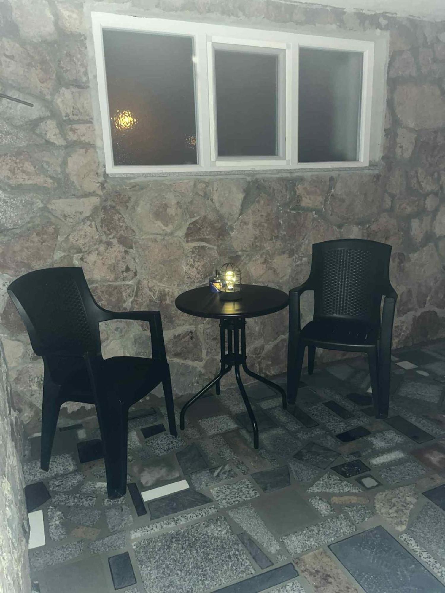 Studio Apartman Azra Kulen Vakuf Zewnętrze zdjęcie
